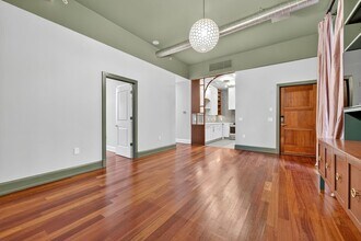 215 I St NE in Washington, DC - Building Photo - Building Photo