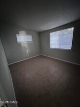 4904 Winthrop Dr in El Paso, TX - Building Photo - Building Photo