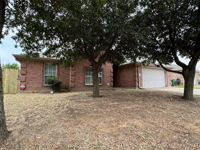 201 McKamy Blvd in Denton, TX - Building Photo