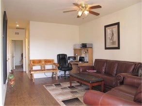Kristal Condominiums in Denver, CO - Building Photo - Building Photo