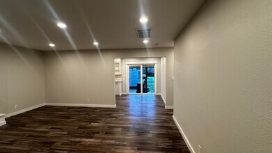 340 SE 26th Ave in Hillsboro, OR - Building Photo - Building Photo