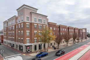 Broad and Belvidere Student Apartments in Richmond, VA - Building Photo