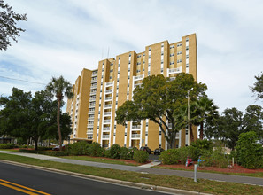 Barbee Towers in Clearwater, FL - Building Photo - Building Photo