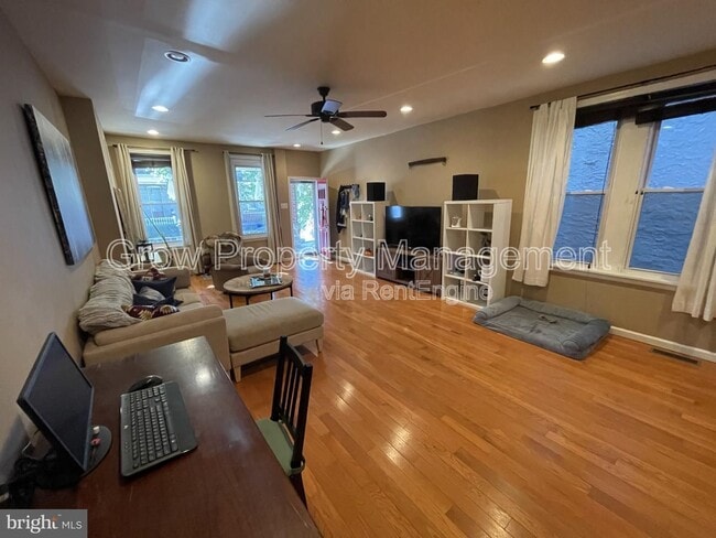 4651 Sheldon St in Philadelphia, PA - Building Photo - Building Photo