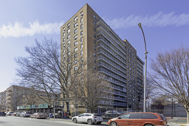 Dennis Lane Apartments in Bronx, NY - Building Photo - Building Photo