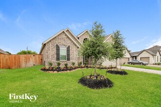 4222 Redford Valley Rd in Rosharon, TX - Building Photo - Building Photo
