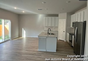 property at 5935 W Hausman Rd