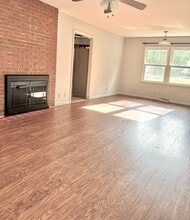 503 S Jefferson St in Mahomet, IL - Building Photo - Building Photo