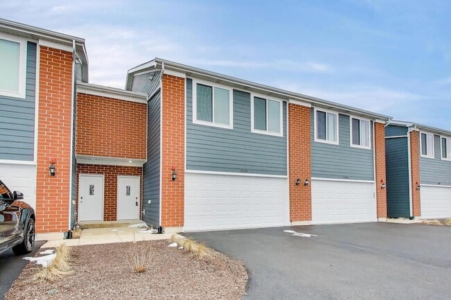 1234 Gillespie Ln in Yorkville, IL - Foto de edificio - Building Photo