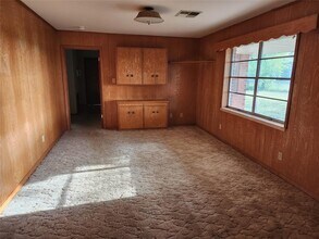 16701 Warren Ranch Rd in Hockley, TX - Building Photo - Building Photo