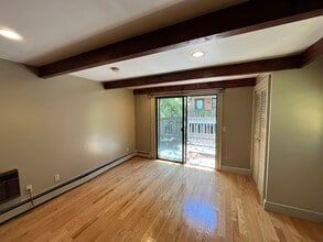 24 Fayette St, Unit #26 - 1 in Boston, MA - Foto de edificio - Building Photo
