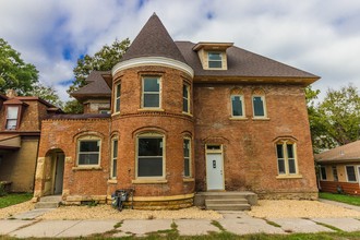 810 S Broad St in Mankato, MN - Building Photo - Other