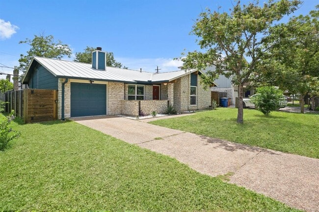 8507 Spearman Dr in Austin, TX - Building Photo - Building Photo