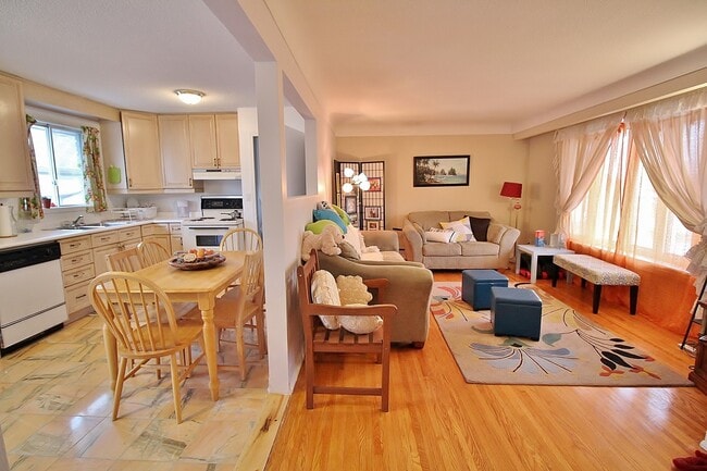 39 Donlea Dr in Port Colborne, ON - Building Photo - Building Photo