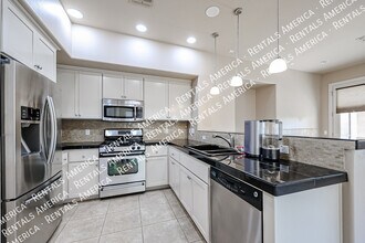 4777 S Fulton Ranch Blvd in Chandler, AZ - Building Photo - Building Photo
