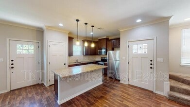 1200 Oney Hervey Dr in College Station, TX - Building Photo - Building Photo