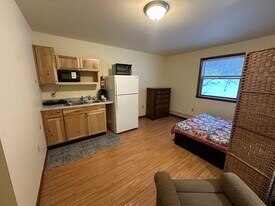 Blue Ridge Efficiency Apartments in Indiana, PA - Building Photo