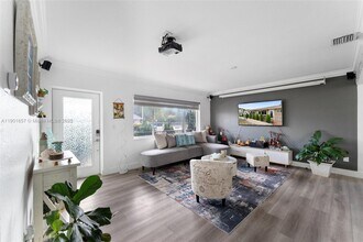 820 SW 17th Ave in Miami, FL - Building Photo - Building Photo