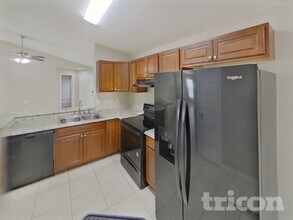 6612 Northhaven Ct in Riverview, FL - Building Photo - Building Photo