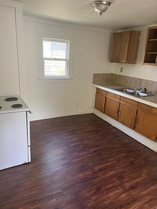 2721 S Rock St in Little Rock, AR - Building Photo