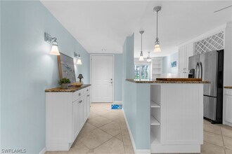 1190 Yesica Ann Cir in Naples, FL - Building Photo - Building Photo