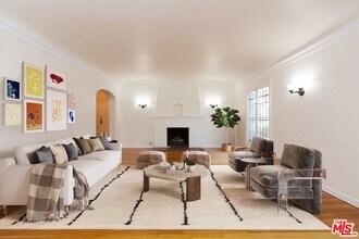 181 S Sycamore Ave in Los Angeles, CA - Building Photo - Building Photo