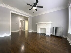 4415 N Hazel St in Chicago, IL - Foto de edificio - Building Photo