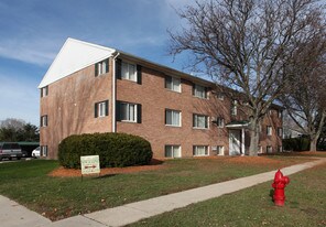 Grandview Manor Apartments in Grand Ledge, MI - Building Photo
