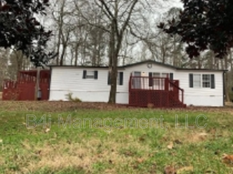 145 Springbrook Cir in Temple, GA - Building Photo