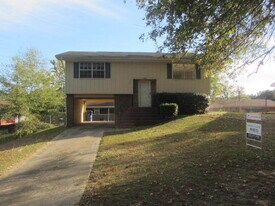 4076 Doster St SW in Atlanta, GA - Building Photo