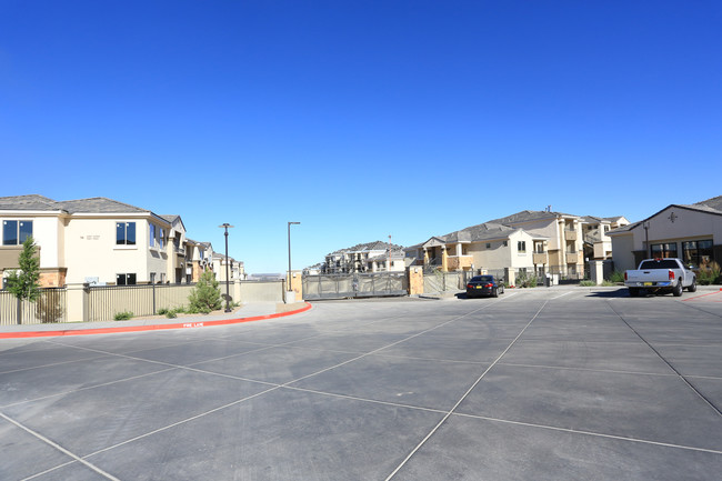 Olympus Alameda in Albuquerque, NM - Foto de edificio - Building Photo