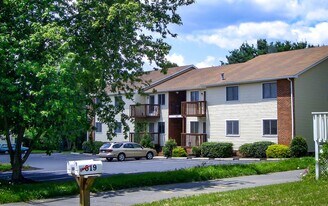 Terpence Apartments in Blacksburg, VA - Building Photo