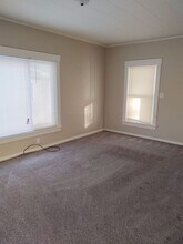 239 15th Ave in East Moline, IL - Building Photo - Building Photo