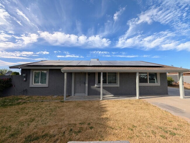 13208 W Tuckey Ln in Glendale, AZ - Building Photo - Building Photo
