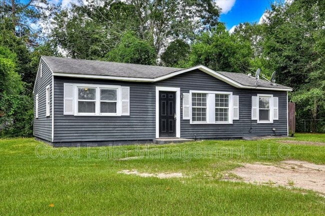 property at 1906 Roberson Rd