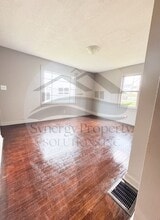 247 Sturges Ave in Mansfield, OH - Building Photo - Building Photo