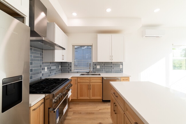 property at 4369 Rosewood Ave