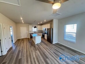 126 Foster Wy Dr in Huntsville, AL - Building Photo - Building Photo