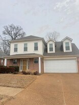 3906 Sundale Way W in Memphis, TN - Building Photo