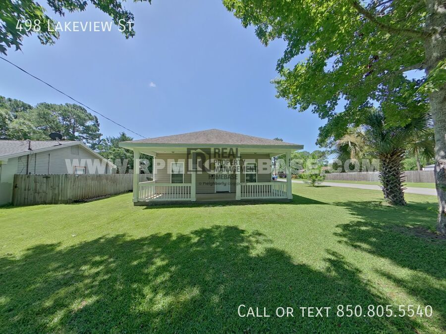 498 Lakeview St in Mary Esther, FL - Building Photo