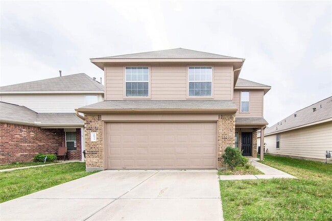 property at 18923 Venito Dr