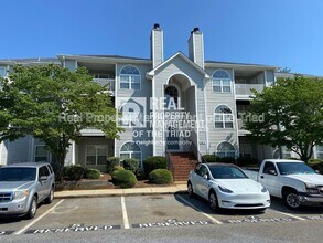 5012 Lawndale Dr in Greensboro, NC - Building Photo - Building Photo