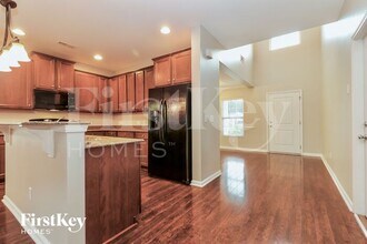 9023 Hema Ln in Summerville, SC - Foto de edificio - Building Photo