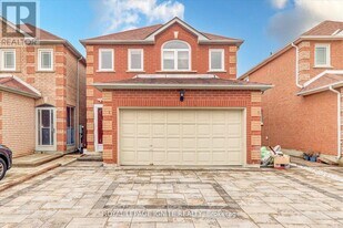 16 Sophia Rd in Markham, ON - Building Photo