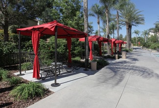 Esplanade in Riverside, CA - Foto de edificio - Building Photo
