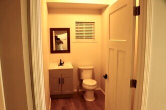 100 Forest St, Unit 102 in Buhl, MN - Building Photo - Building Photo