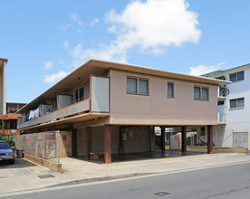 3347 Campbell Ave in Honolulu, HI - Building Photo - Building Photo