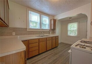 236 Cranz Pl in Akron, OH - Building Photo - Building Photo