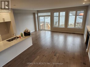 541 Sonmarg Cres in Ottawa, ON - Building Photo - Building Photo