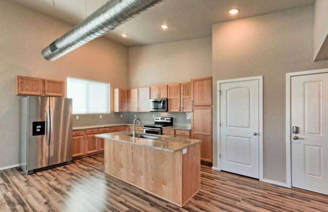 2960 Kincaid Dr in Loveland, CO - Building Photo - Building Photo